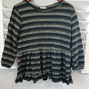 RO+DE Green & Black Peplum Sweater Long Sleeve w/ Lace details on Sleeves Size L